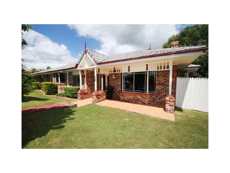 16 Outrigger Drive, Robina QLD 4226