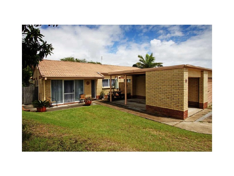 1/5 Greenlands Dr, Varsity Lakes QLD 4227