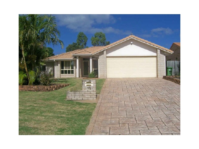 45 Warbler Pde, Varsity Lakes QLD 4227