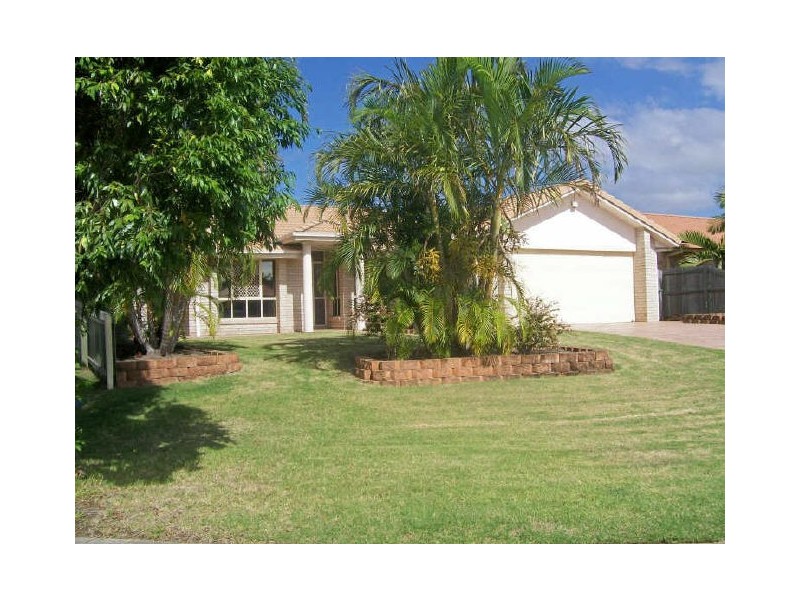 45 Warbler Pde, Varsity Lakes QLD 4227