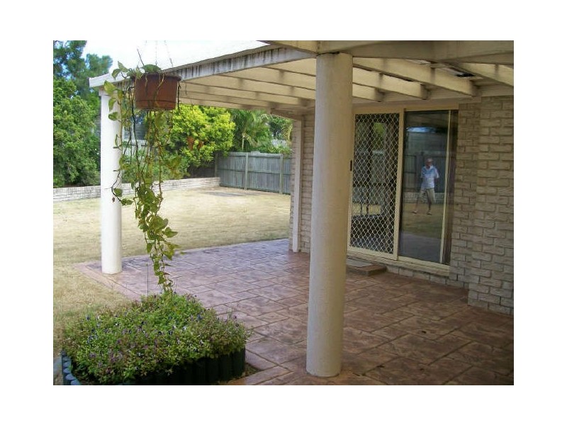 45 Warbler Pde, Varsity Lakes QLD 4227