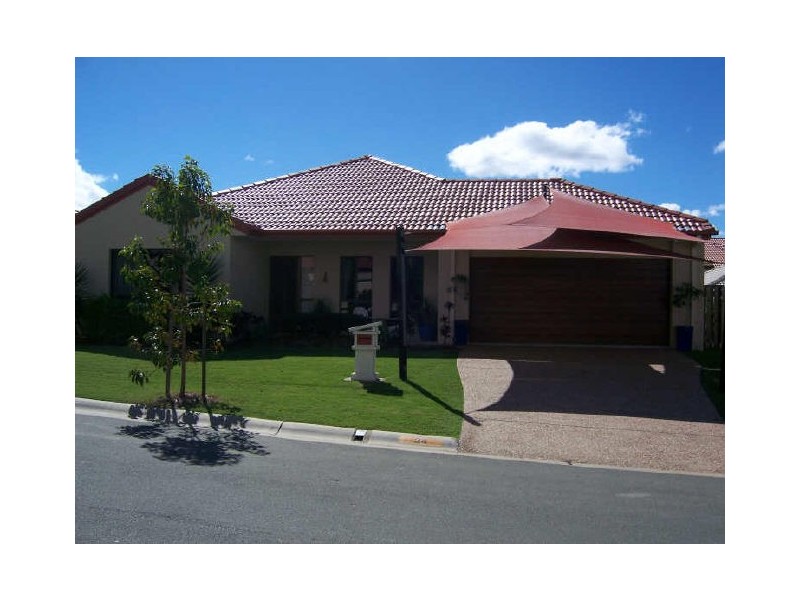 24 Castello Street, Varsity Lakes QLD 4227