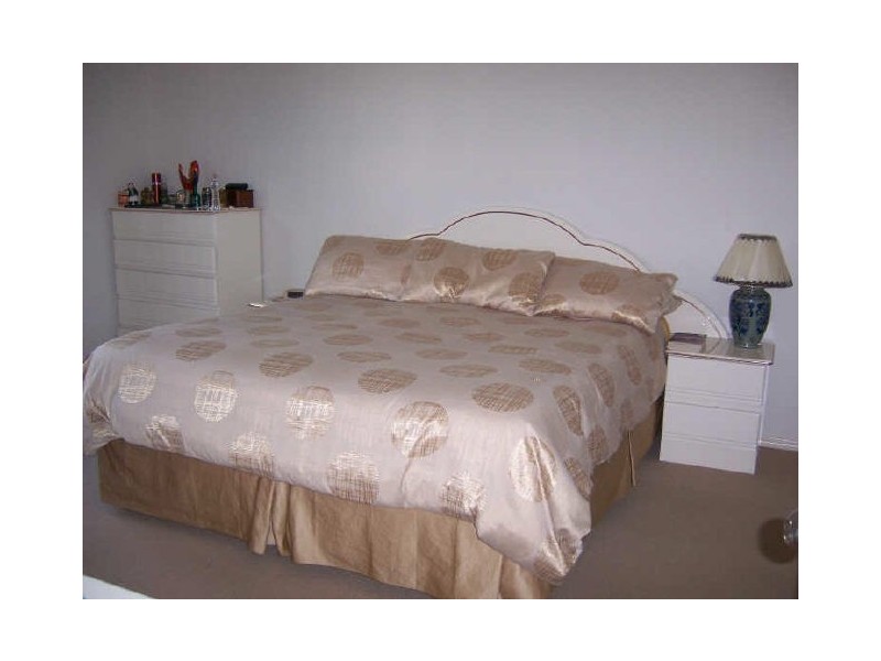 24 Castello Street, Varsity Lakes QLD 4227