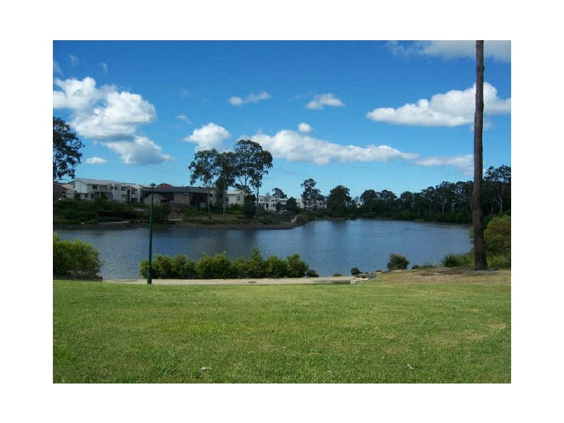 24 Castello Street, Varsity Lakes QLD 4227