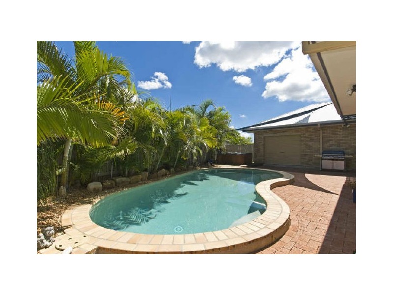 14 Nepean Drive, Varsity Lakes QLD 4227