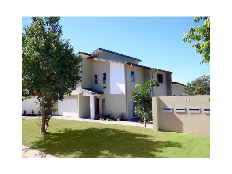 4/13 Andromeda Parade, Robina QLD 4226