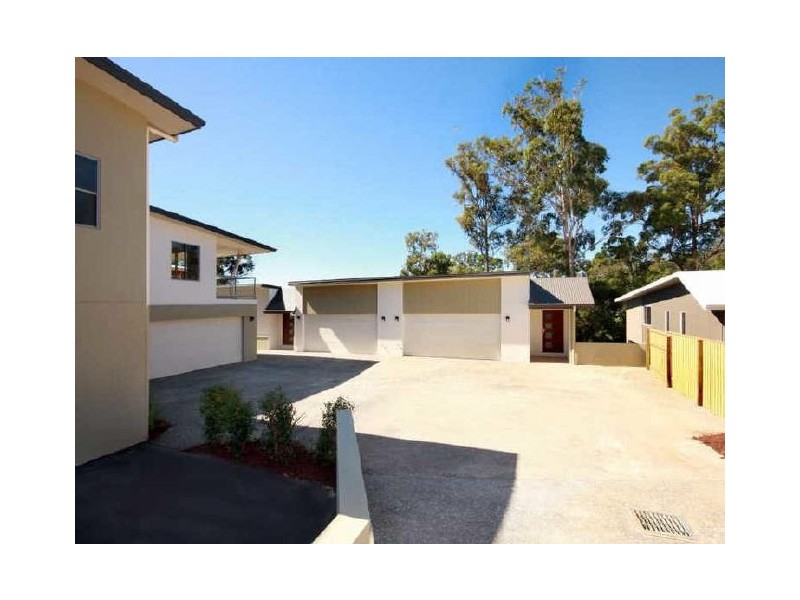 4/11 Andromeda Parade, Robina QLD 4226