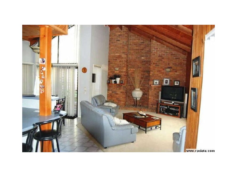 2 Miling Ct, Robina QLD 4226