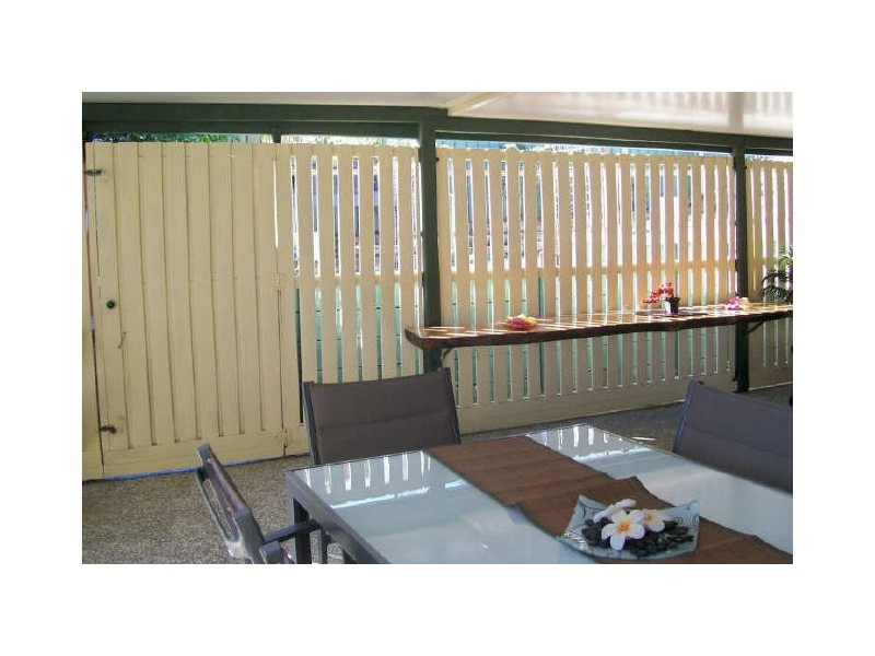 4 Equinox Ct, Mudgeeraba QLD 4213