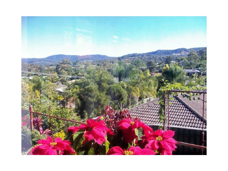 4 Equinox Ct, Mudgeeraba QLD 4213