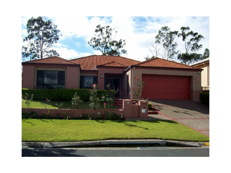 33 Straite Drive, Robina QLD 4226