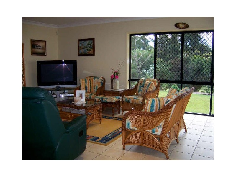 33 Straite Drive, Robina QLD 4226