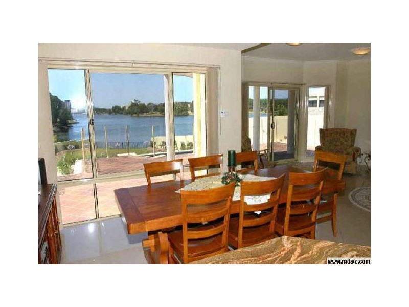 2A Ben Lexcen Place, Robina QLD 4226