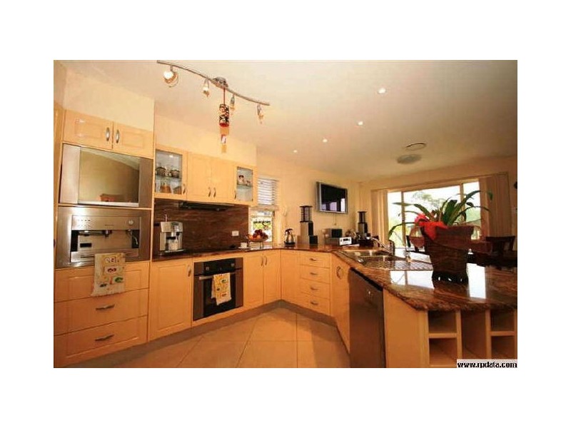 2A Ben Lexcen Place, Robina QLD 4226