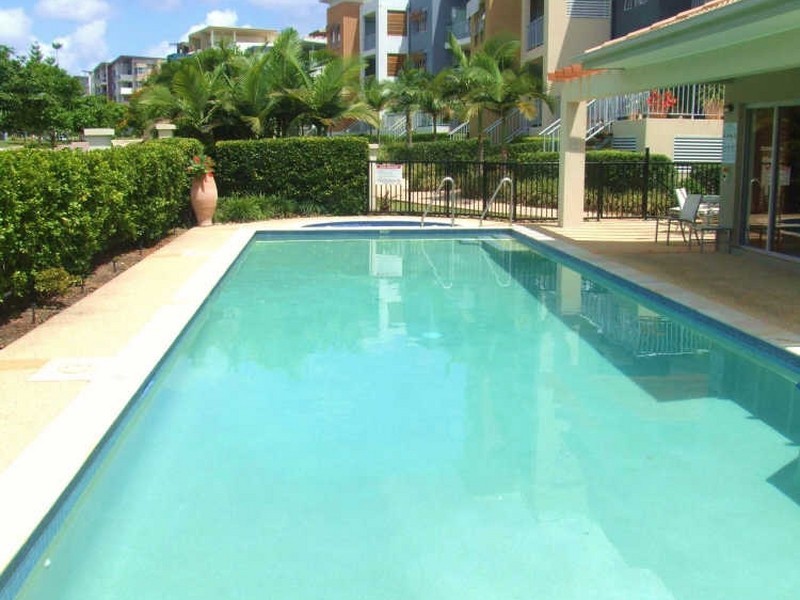 22/64 Riverwalk Avenue, Robina QLD 4226