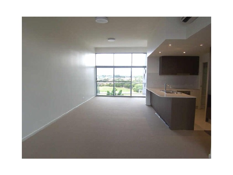 18/137 Scottsdale Drive, Robina QLD 4226