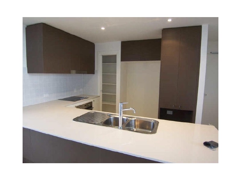 18/137 Scottsdale Drive, Robina QLD 4226