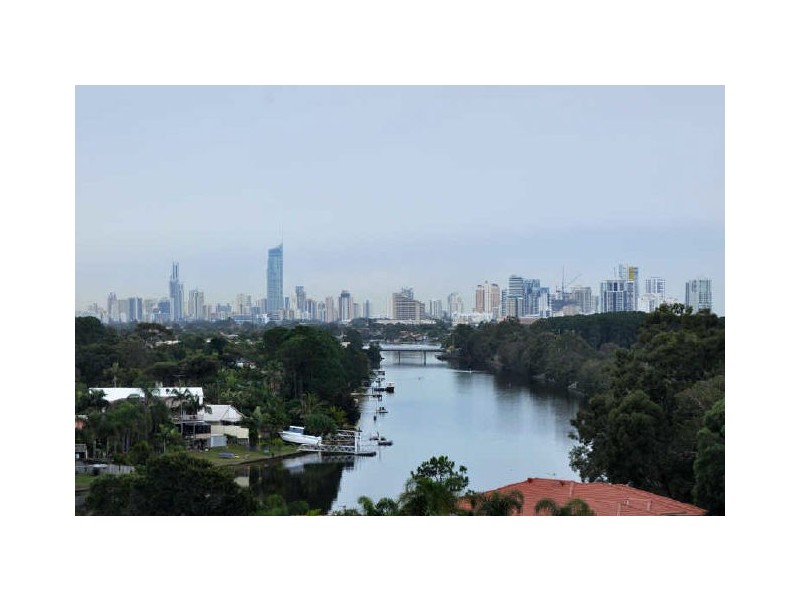 726/25 Lake Orr Drive, “Varsity Towers”, Robina QLD 4226