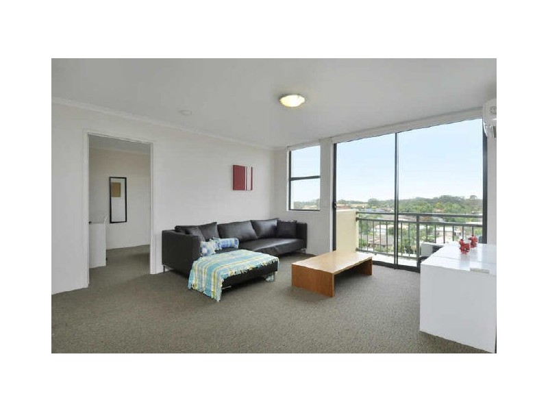 726/25 Lake Orr Drive, “Varsity Towers”, Robina QLD 4226