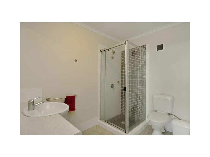 726/25 Lake Orr Drive, “Varsity Towers”, Robina QLD 4226