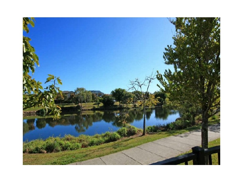 17 Nypa Close, Robina QLD 4226