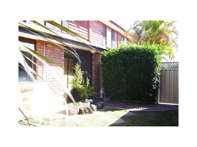 3/35A Frascott Avenue, Varsity Lakes QLD 4227