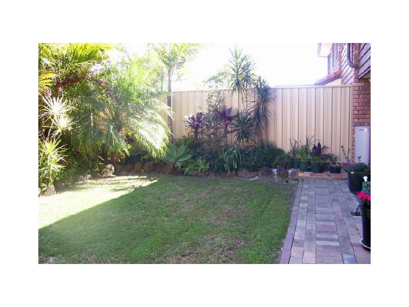 3/35A Frascott Avenue, Varsity Lakes QLD 4227