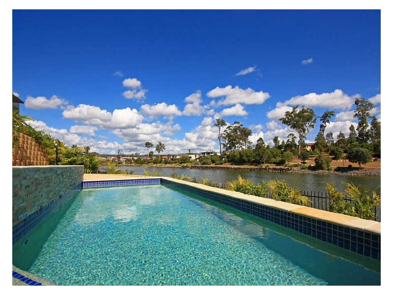 Varsity Lakes QLD 4227