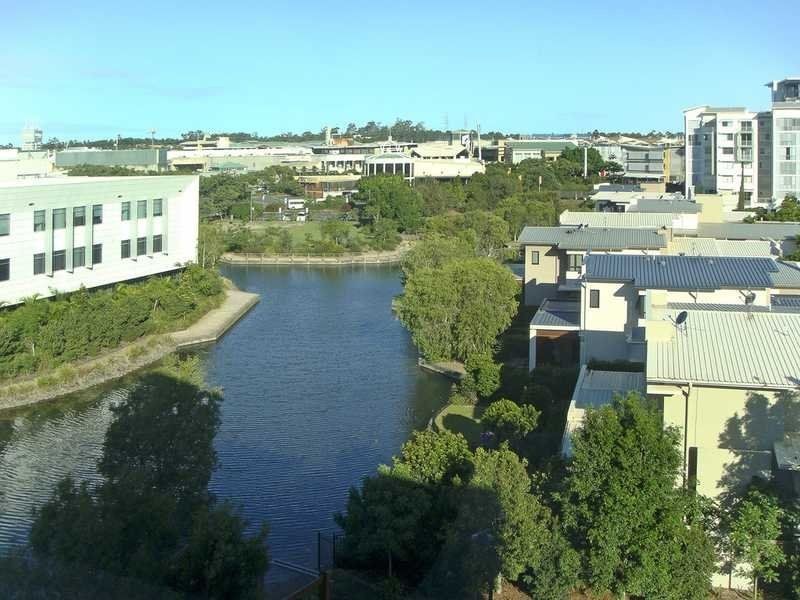 216/2 Riverwalk Avenue, Robina QLD 4226