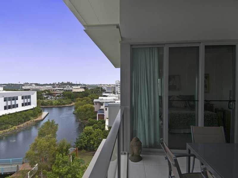 216/2 Riverwalk Avenue, Robina QLD 4226