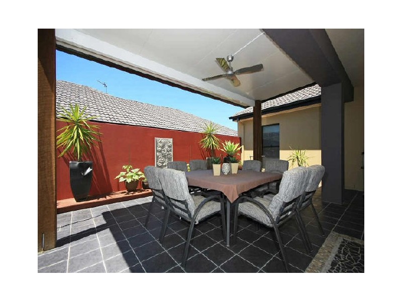 20 Palma Cr, Varsity Lakes QLD 4227