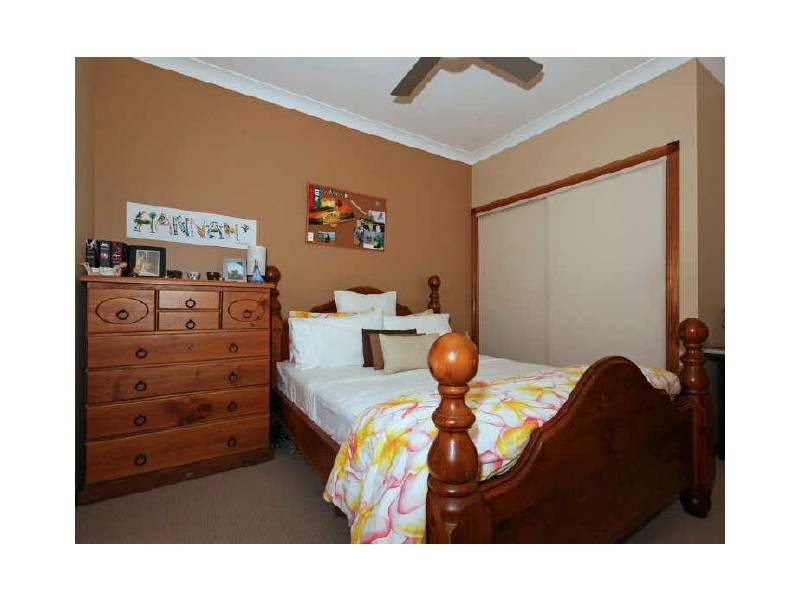 20 Palma Cr, Varsity Lakes QLD 4227