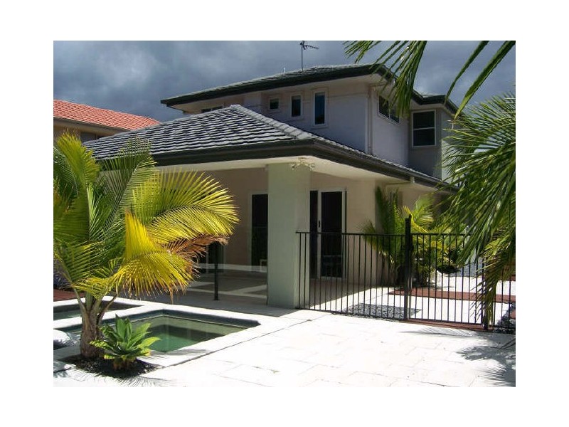 Robina QLD 4226