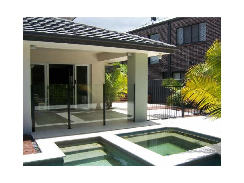 Robina QLD 4226