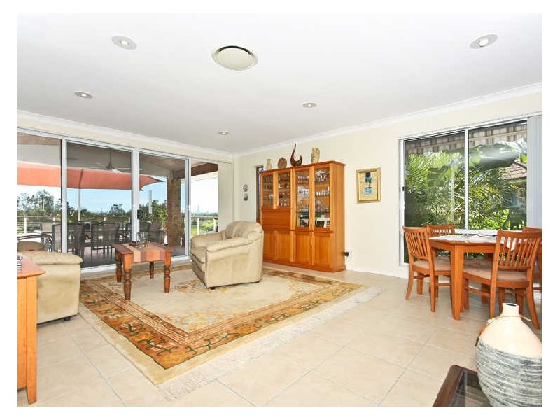23 Longmorn Crescent, Merrimac QLD 4226