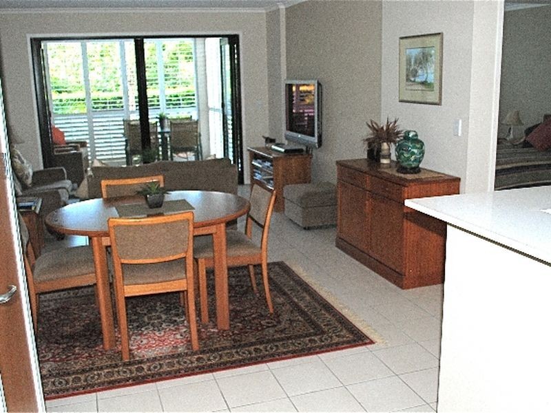 75 Riverwalk Avenue, Robina QLD 4226