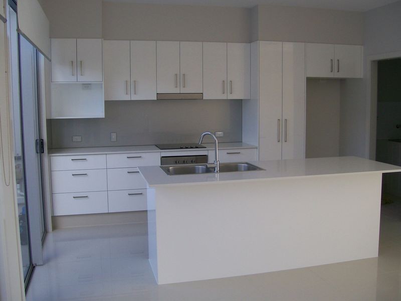 Varsity Lakes QLD 4227