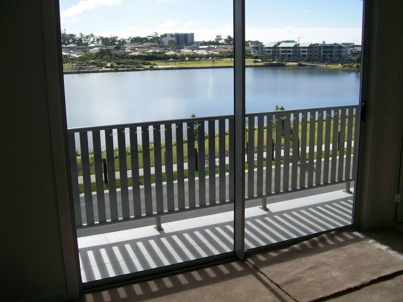 Varsity Lakes QLD 4227