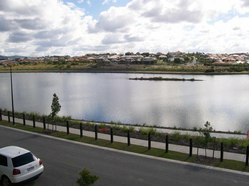 Varsity Lakes QLD 4227