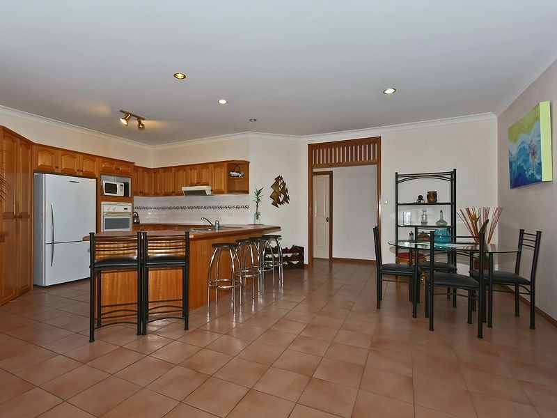 319 Ron Penhaligon Way, Robina QLD 4226