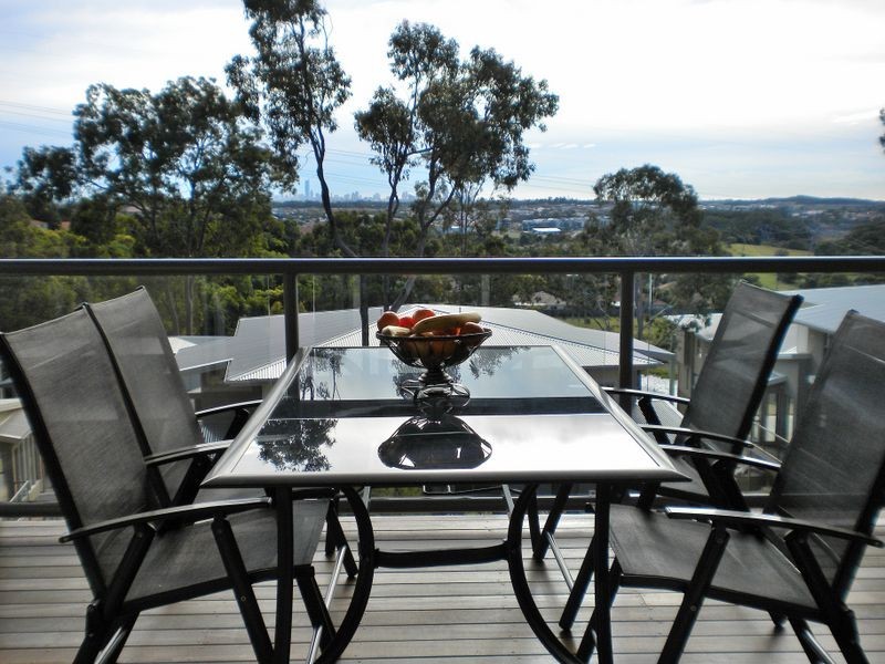 24/45 Lancashire Drive, Mudgeeraba QLD 4213