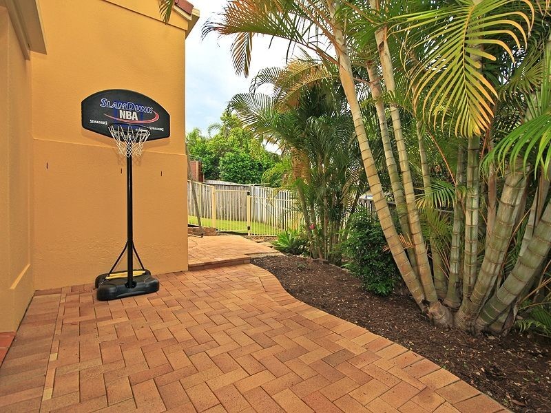 5 Exton Street, Mudgeeraba QLD 4213