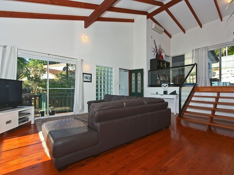 19 Broadview Place, Robina QLD 4226