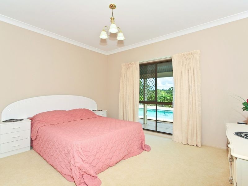 1 Imfeld Court, Tallai QLD 4213