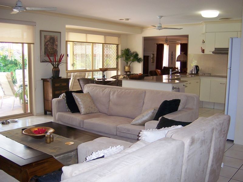 24 Killarney Ave, Robina QLD 4226