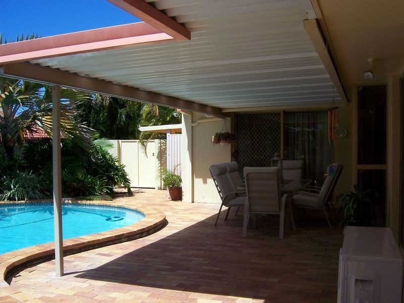 24 Killarney Ave, Robina QLD 4226