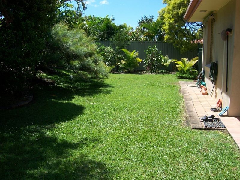 24 Killarney Ave, Robina QLD 4226