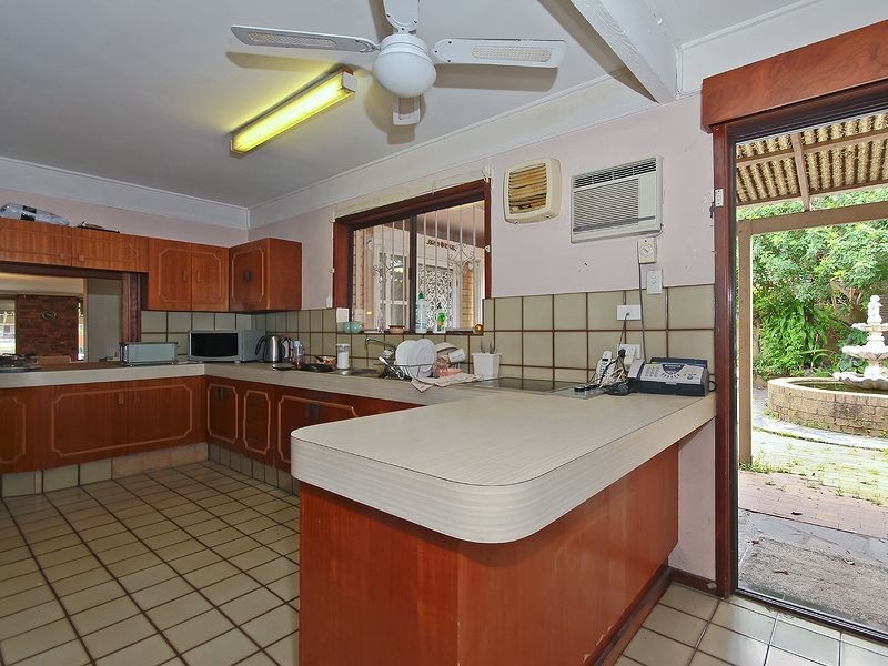 10 Bundall Road, Bundall QLD 4217