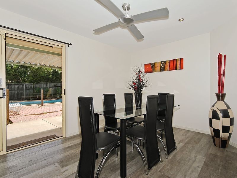 3 Retreat Place, Robina QLD 4226