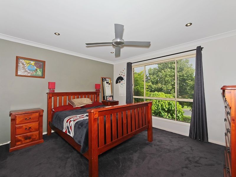 3 Retreat Place, Robina QLD 4226